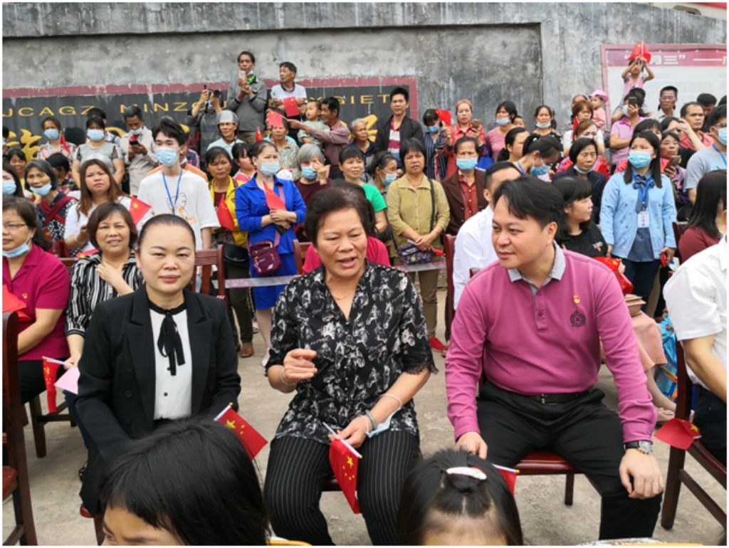 广西灵山县在革命老区邓塘壮族村举办隆重"三月三"活动