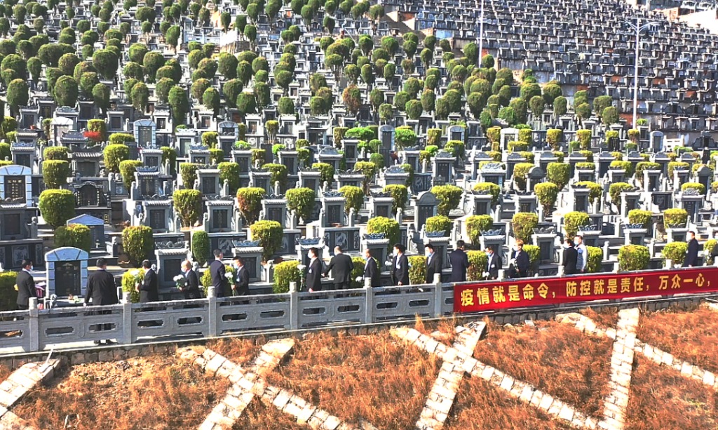 霞浦县穴山里公墓个性化的"代客祭扫"服务霞浦县殡葬管理机构县关